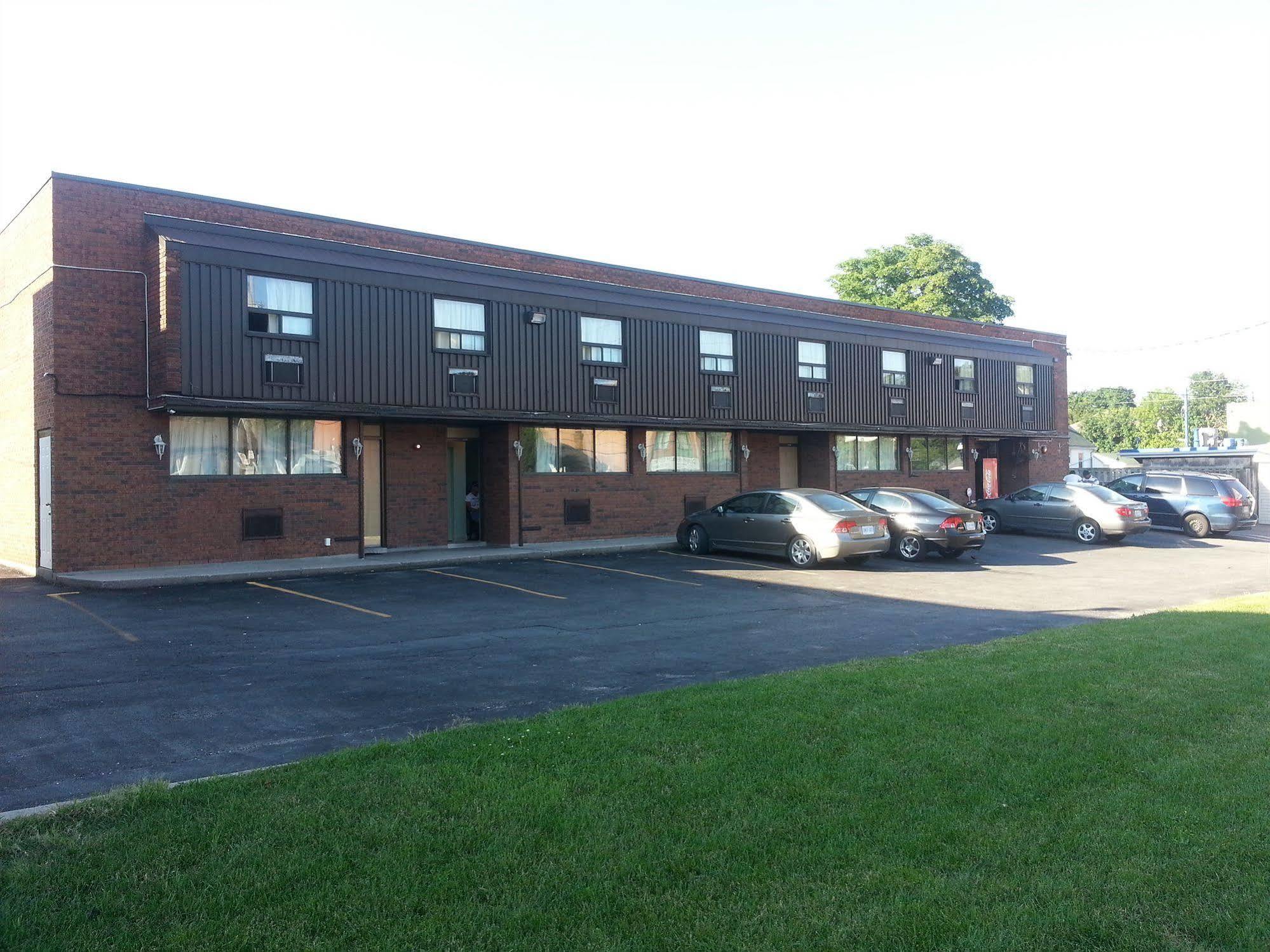 Queensway Motel Toronto Exterior photo